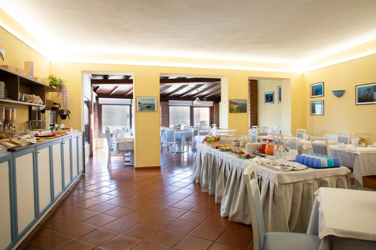 Hotel Sardi Pomonte Buitenkant foto