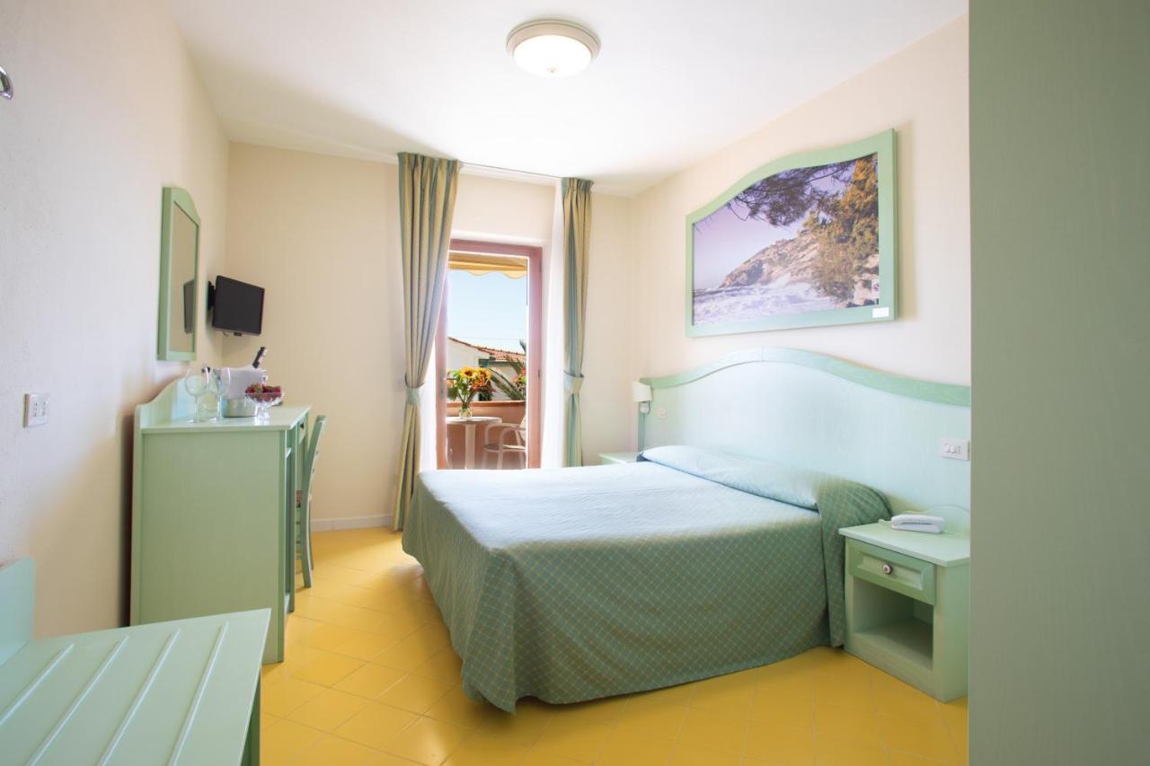 Hotel Sardi Pomonte Buitenkant foto