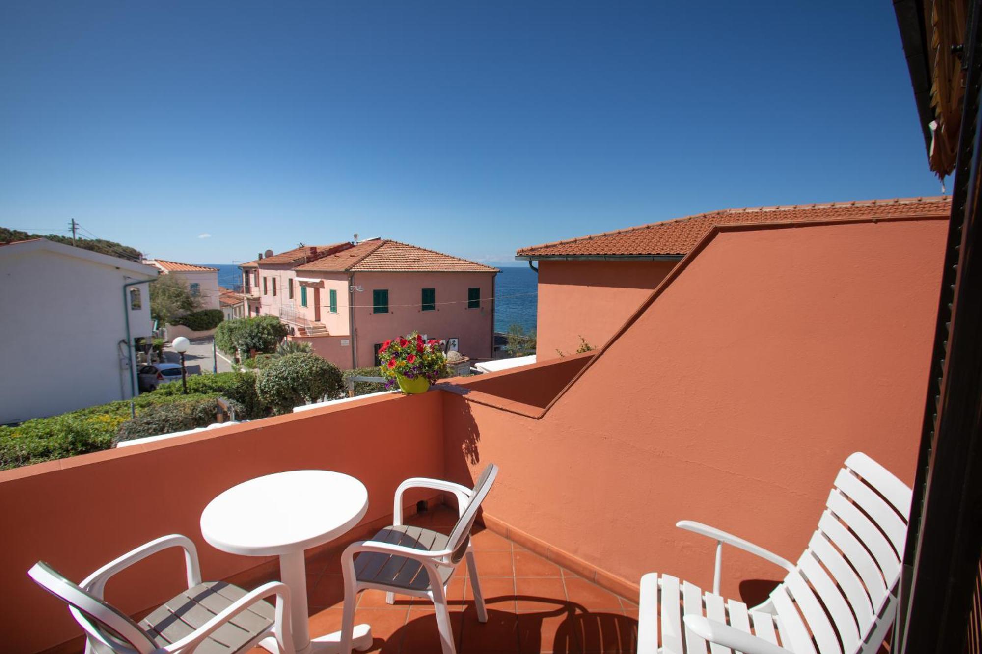 Hotel Sardi Pomonte Buitenkant foto