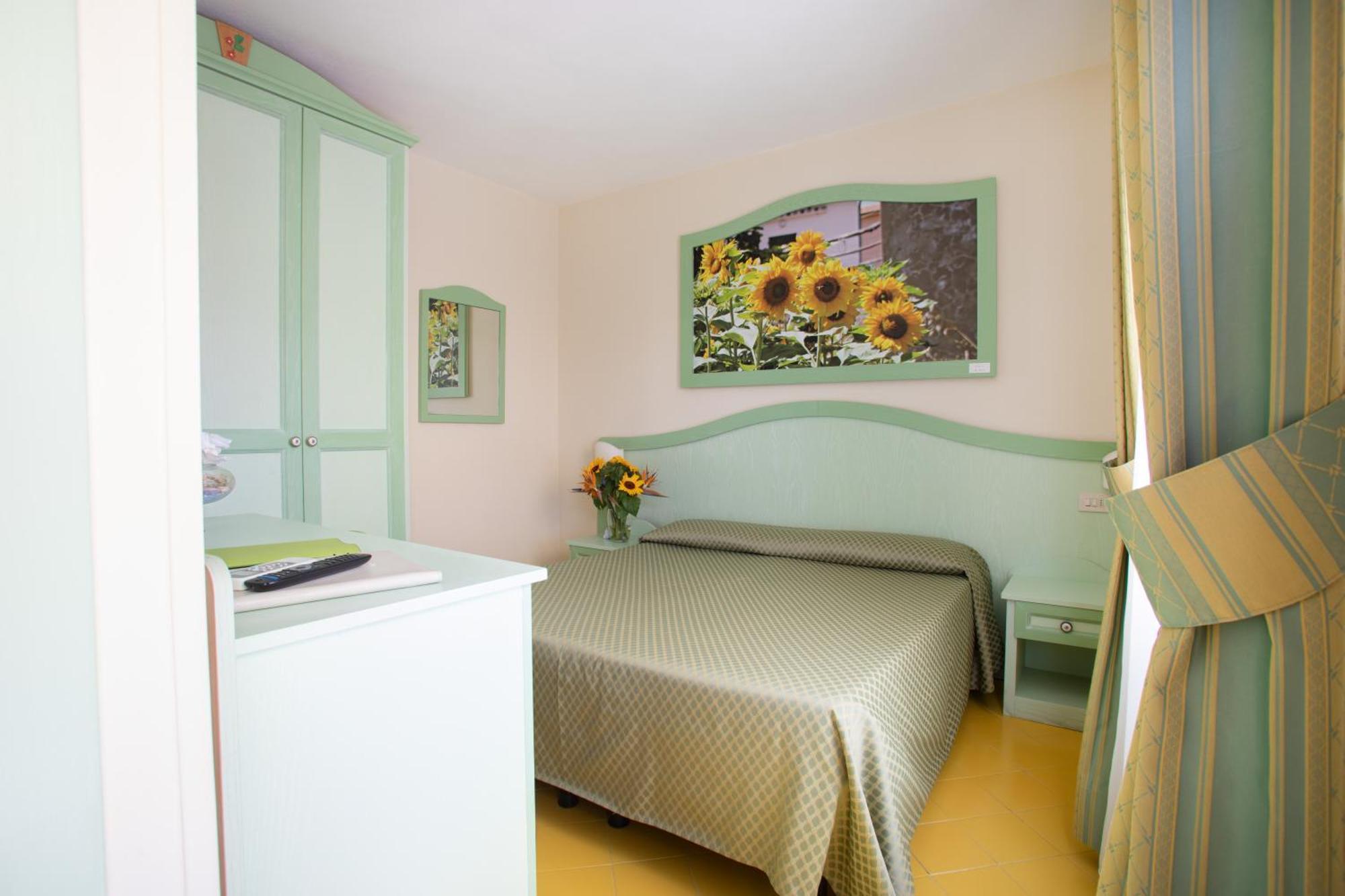 Hotel Sardi Pomonte Buitenkant foto